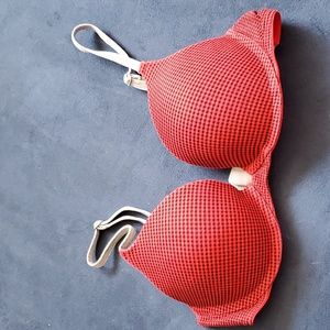 Victoria's Secret Push up bra 34C